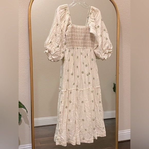 Free People Dahlia Embroidered Gauzy Smocked Puff Sleeve Maxi Dress Size SP - Picture 11 of 16